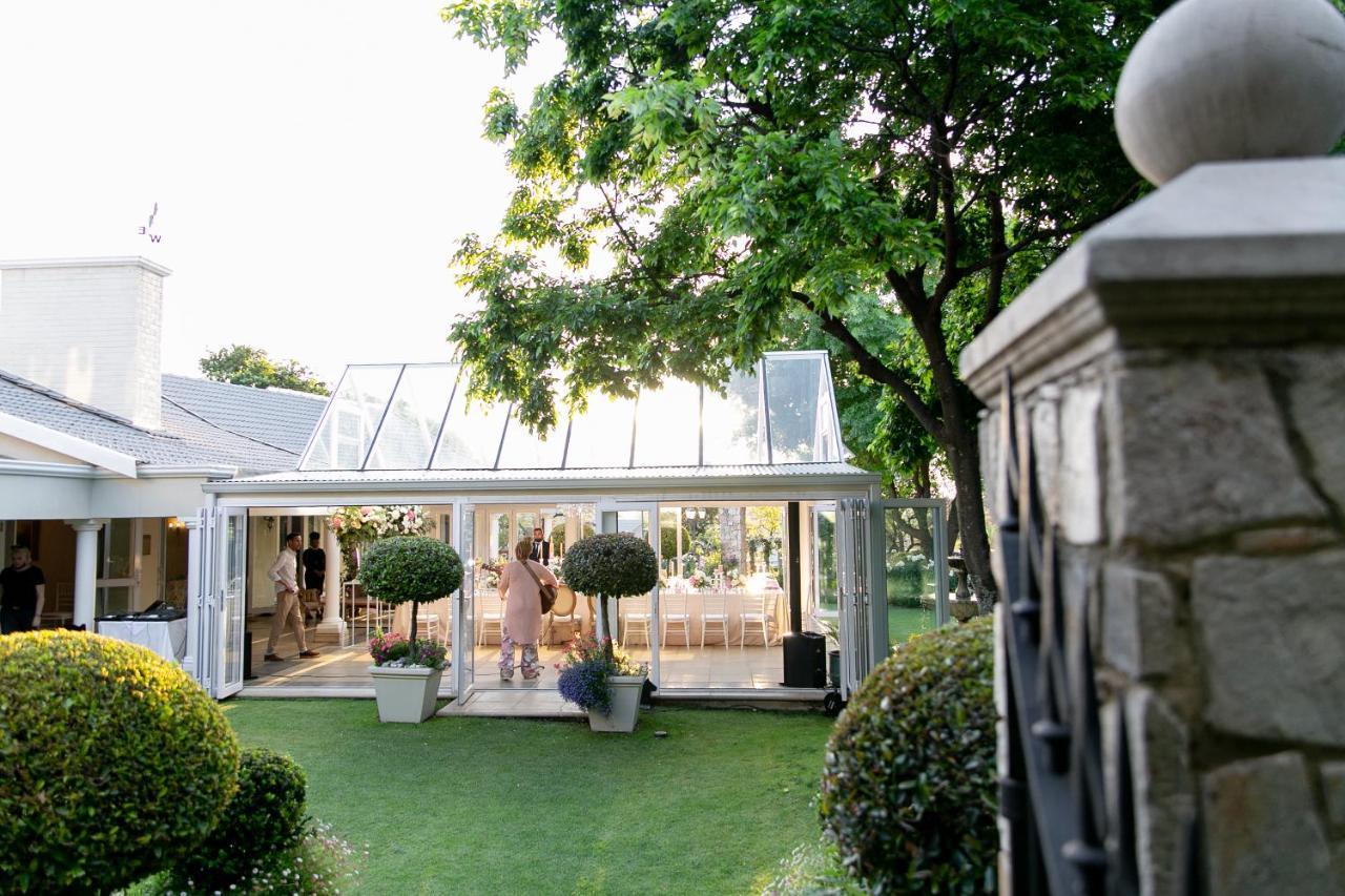 Burkleigh House Hotel Johannesburg Bagian luar foto